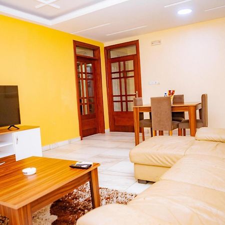 Residence Belmann Douala Esterno foto