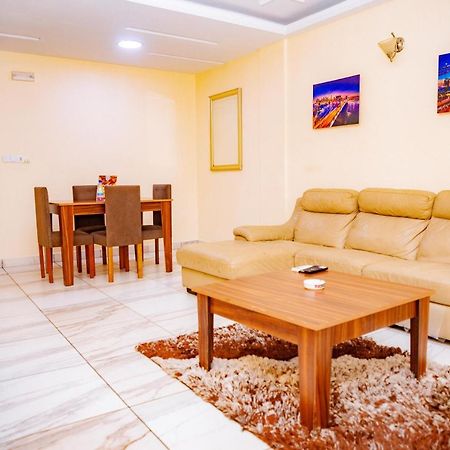 Residence Belmann Douala Esterno foto