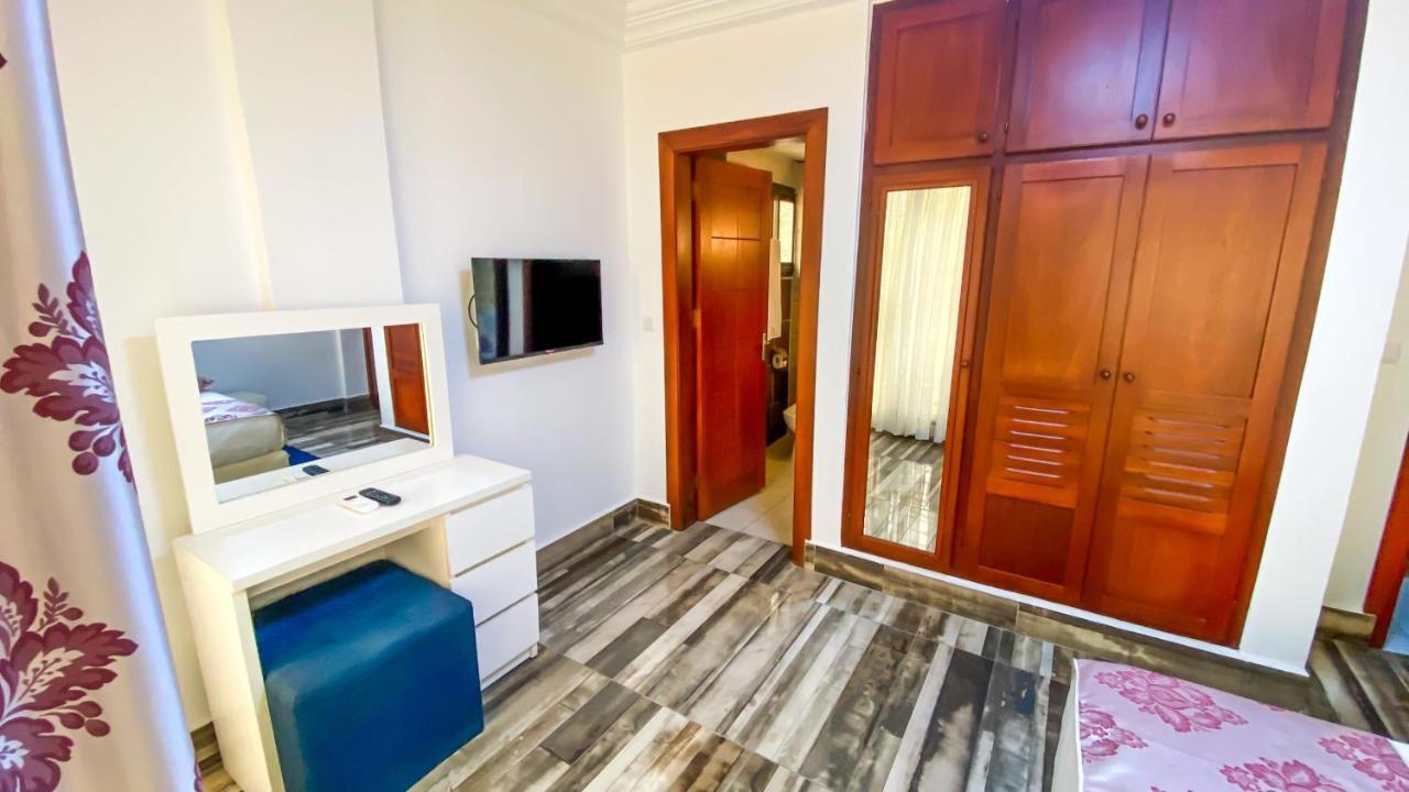 Residence Belmann Douala Esterno foto