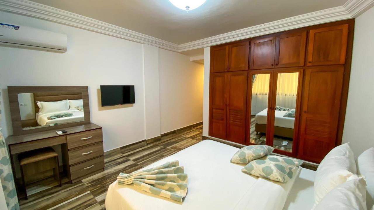 Residence Belmann Douala Esterno foto