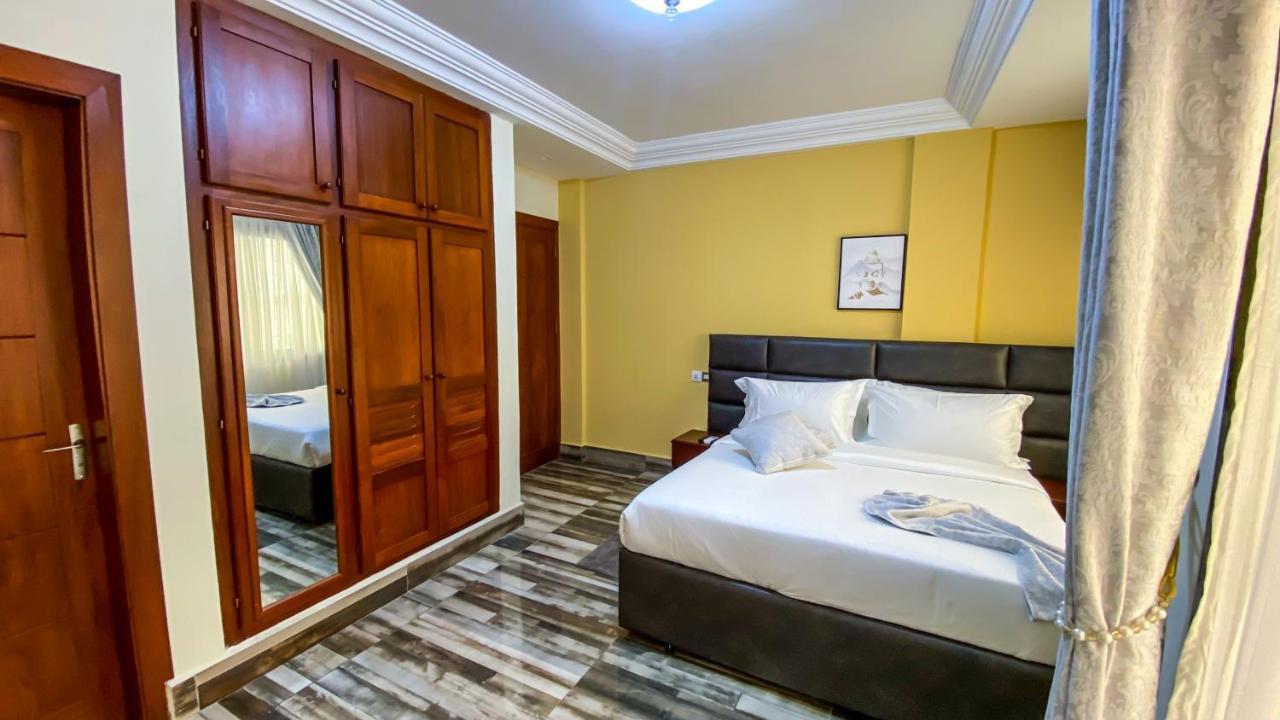 Residence Belmann Douala Esterno foto